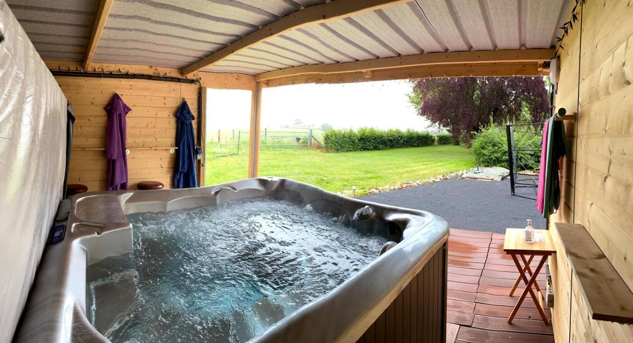 Grand-Reng Le Chateau De Frankie Spas-Saunas المظهر الخارجي الصورة