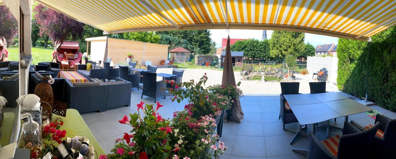 Grand-Reng Le Chateau De Frankie Spas-Saunas المظهر الخارجي الصورة